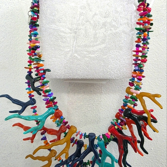 NWT Piper K Coral, Colorful Beaded Necklace - Picture 2 of 7